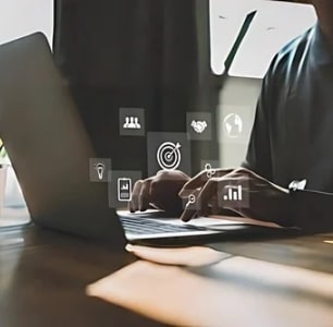 التسويق والمبيعات وتطوير الأعمال